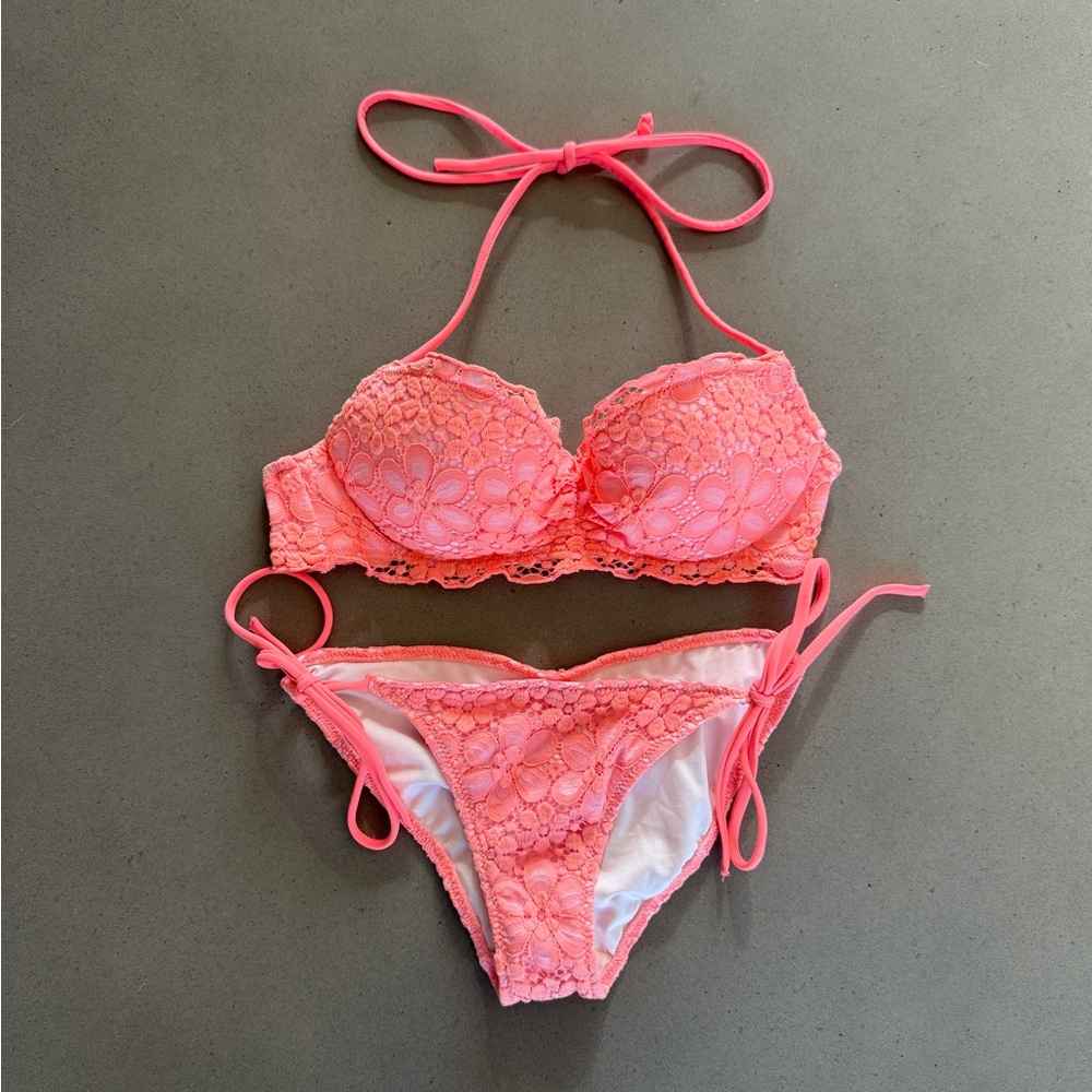 Victoria’s Secret Coral Pink Lace Bikini Set - Small